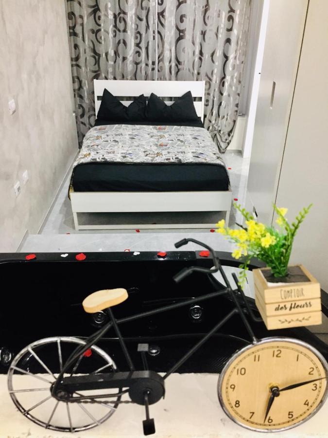 Le Rocce Nere Aparthotel จีอาร์ดีนี นักซอส ภายนอก รูปภาพ