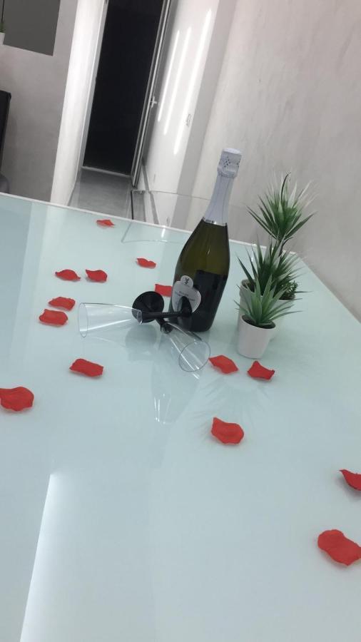 Le Rocce Nere Aparthotel จีอาร์ดีนี นักซอส ภายนอก รูปภาพ